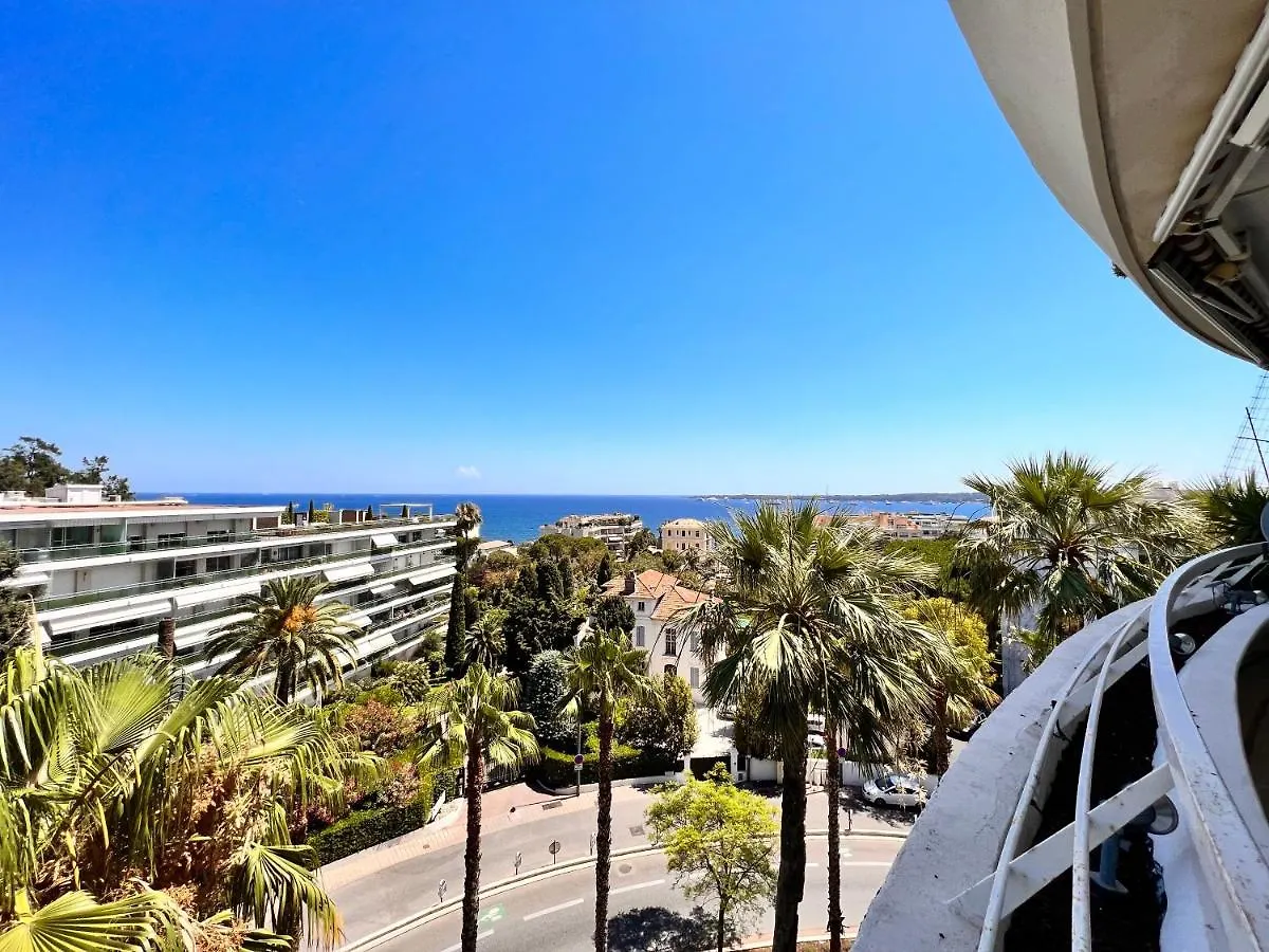 Apartment Vue Mer Panoramique, Terrasse, 2 Chambres Cannes